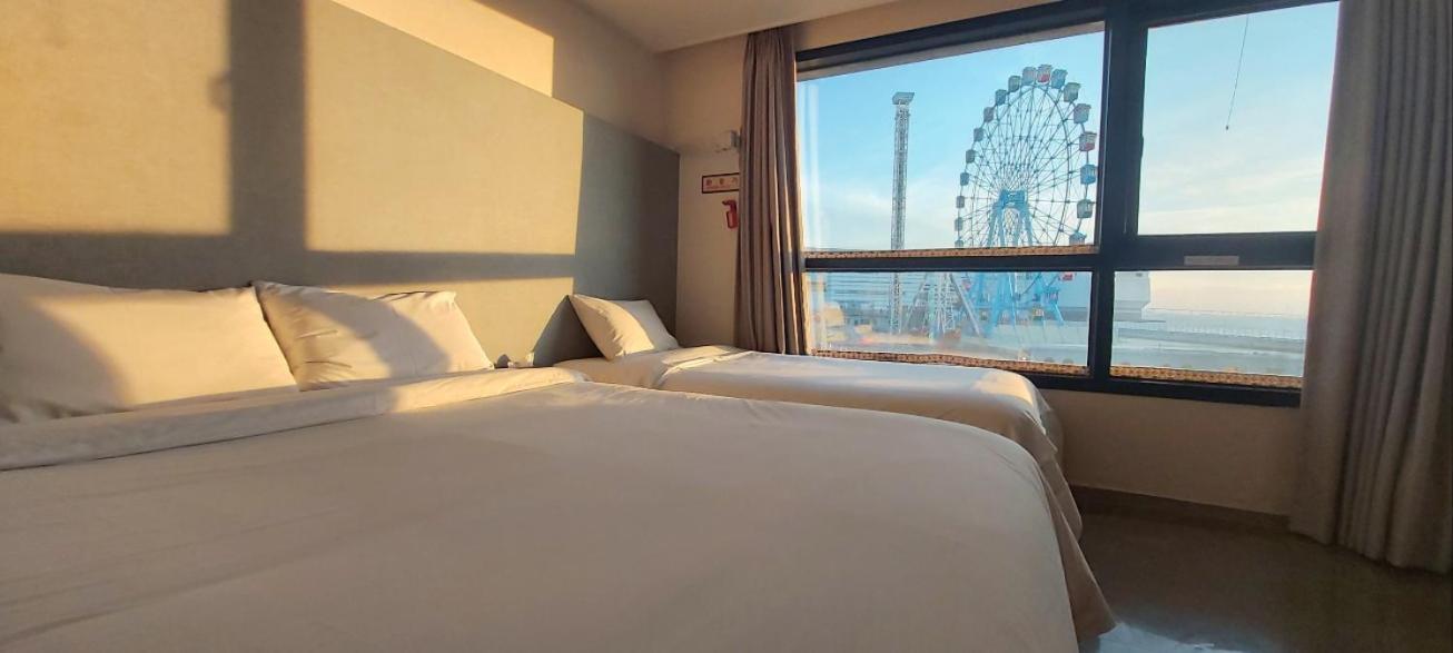 Hotel Wolmido Incheon Buitenkant foto